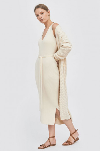 Knitted relief long cardigan Knitted dress with a belt