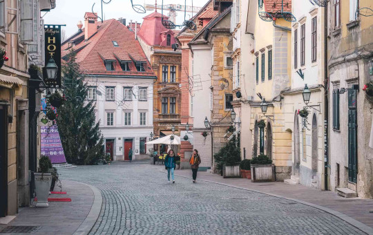 Ljubljana, Gornji trg square, two girls in the foreground.