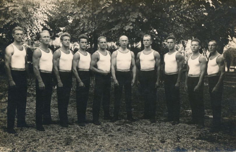 Jugoslovanska sokolska telovadna vrsta za poletne olimpijske igre leta 1928 v Amsterdamu