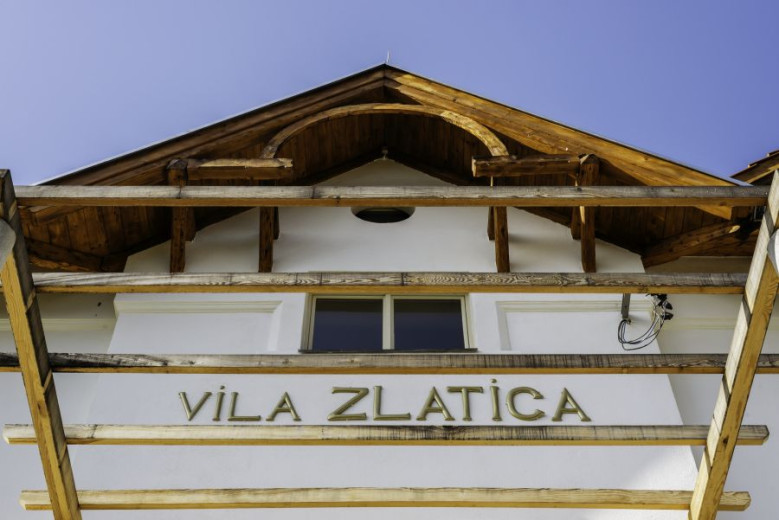 MALA Vila Zlatica zunanjost 4