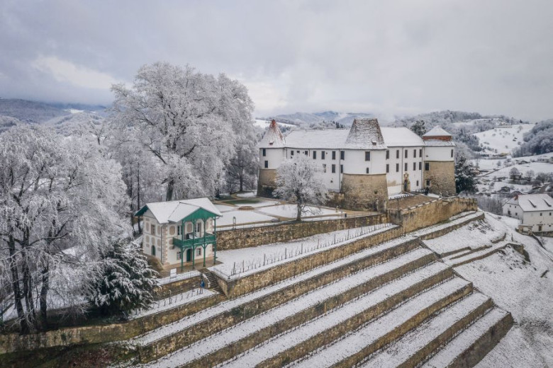 MALA grad sevnica 23 5