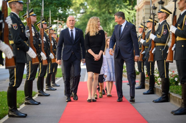 Nekdanji predsednik Borut Pahor z Natalie Kauther in Adrianom Pollmannom.