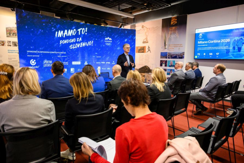 Novinarsko srečanje, mala