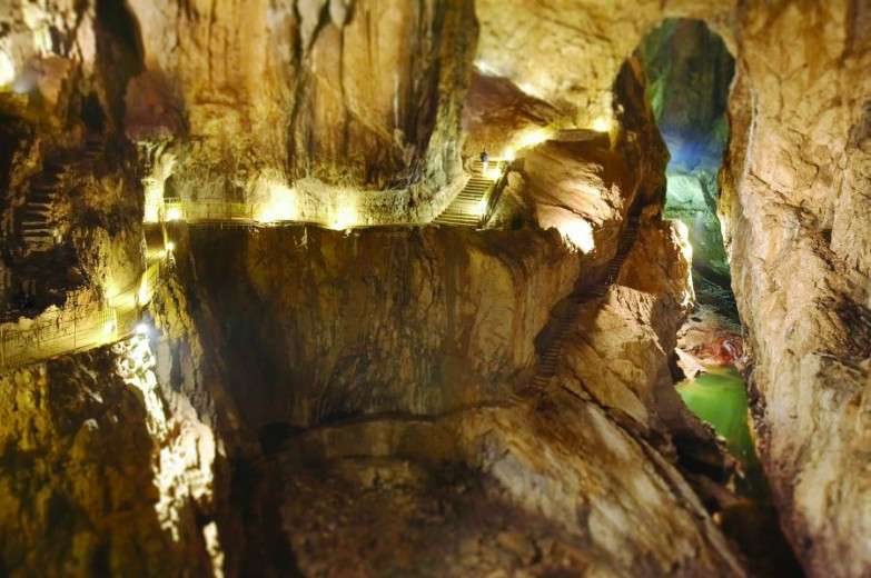 Škocjanske jame. Jakše Jeršič foto