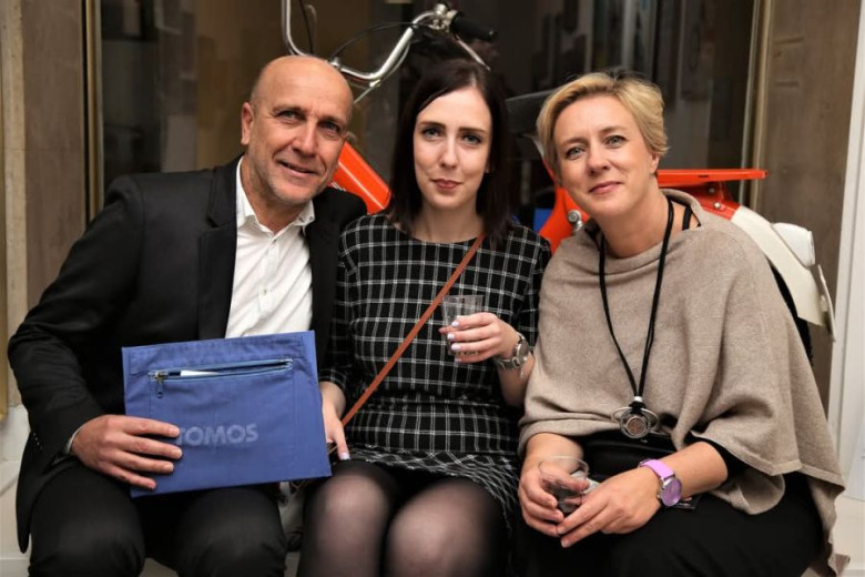 Stevo Vujić with his daughter and wife.