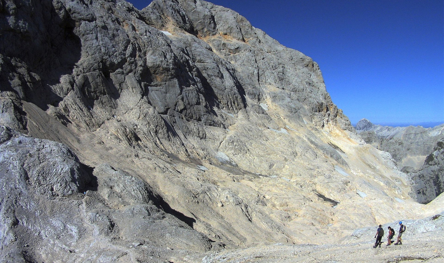 Article about the only two glaciers or glacial masses remaining in Slovenia, the Triglav Glacier and the Skuta Glacier. 