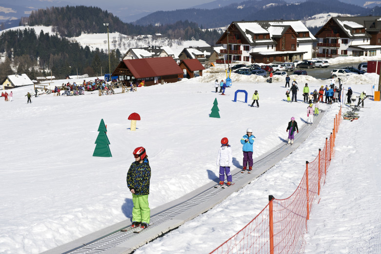 Children's ski area.