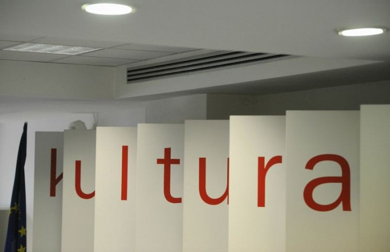 Logotip kultura N.Tejic