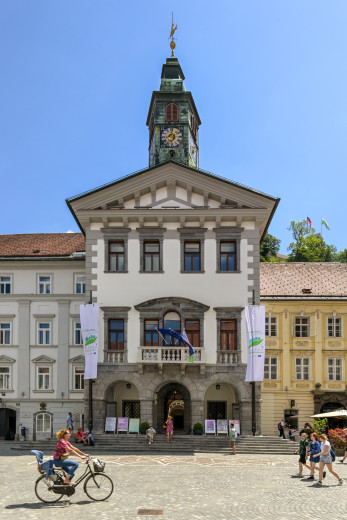 Ljubljana City Hall - facade.