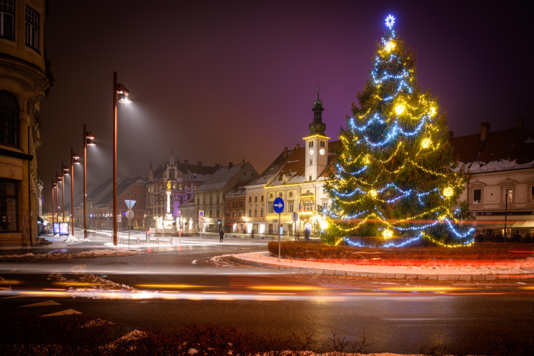 Maribor's festive centre, with New Year's steel in the foreground. 