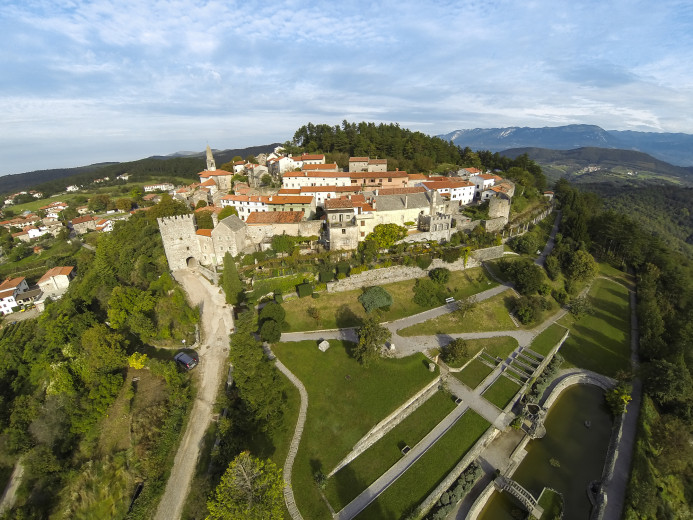 Štanjel from the air.