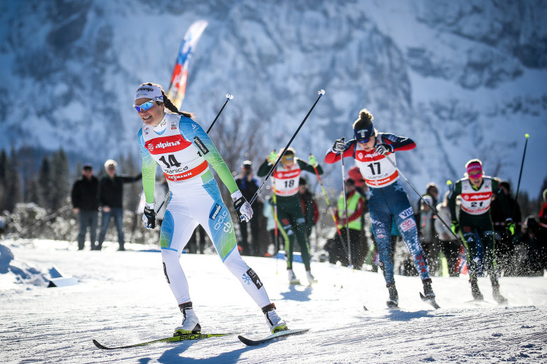 Women cross-country skiers in Planica.