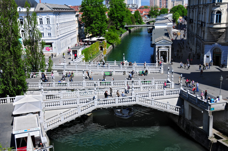 The Triple Bridge of Air.